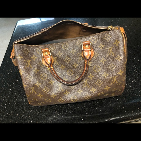 Authentic Vintage Louis Vuitton Bag - Picture 6 of 7